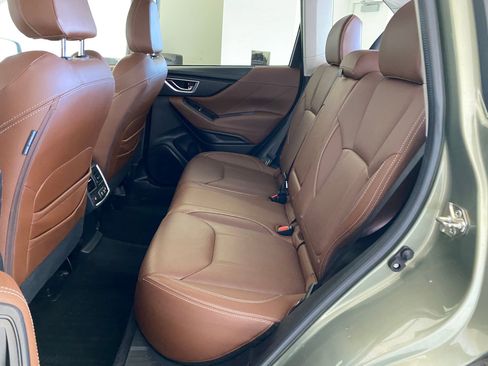Used 2019 Subaru Forester Touring image 13
