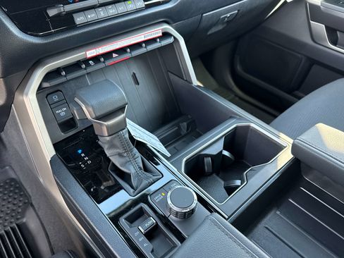 New 2026 Toyota Tundra SR5 w/ SR5 Convenience Package image 18