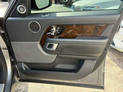 Used 2021 Land Rover Range Rover P525 Westminster Edition image 33