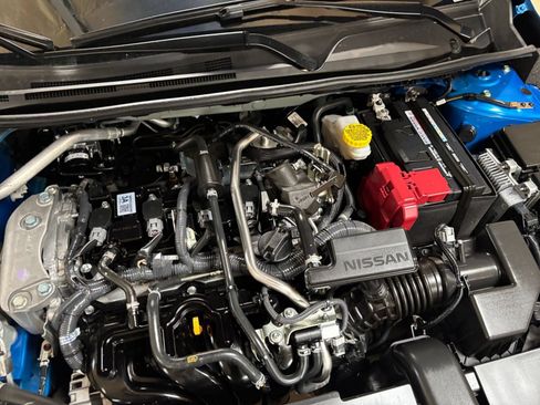 Used 2025 Nissan Sentra SV FWD image 29