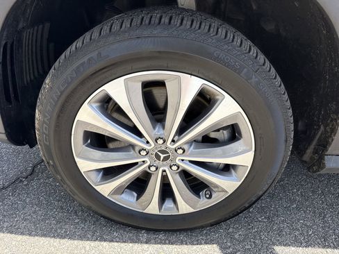 Used 2023 Mercedes-Benz GLE 450 4MATIC image 45