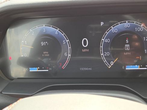 Used 2024 Jeep Grand Cherokee L Summit w/ Advanced Protech Group IV AWD/4WD image 33