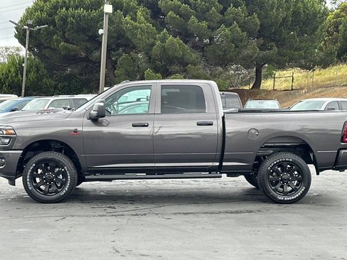 New 2026 RAM 2500 Tradesman AWD/4WD image 7