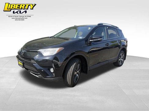 Used 2017 Toyota RAV4 XLE w/ Plus Extra Value Package AWD/4WD image 3