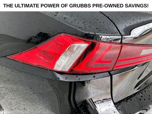 Used 2016 Lexus IS 200t RWD image 39