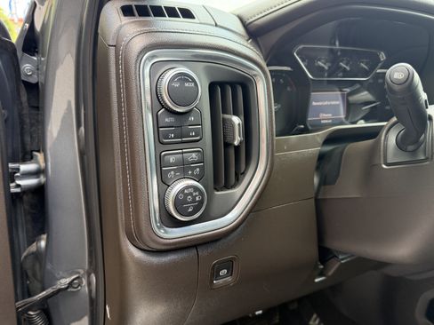 Used 2020 GMC Sierra 1500 SLT w/ SLT Premium Plus Package AWD/4WD image 14