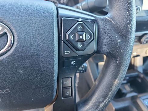 Used 2020 Toyota Tacoma SR w/ SR Convenience Package image 24