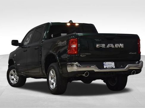 New 2026 RAM 1500 4x4 Crew Cab image 2