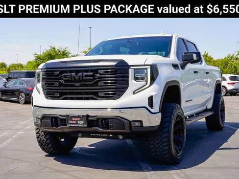 Used 2022 GMC Sierra 1500 SLT w/ SLT Premium Plus Package AWD/4WD image 3