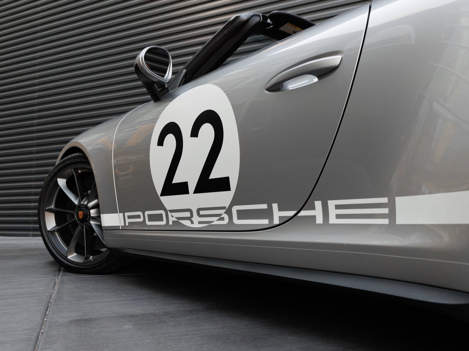 Certified 2019 Porsche 911 Speedster RWD image 15