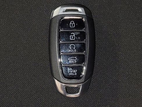 Used 2023 Hyundai Elantra SEL w/ Convenience Package FWD image 32