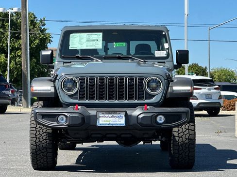 New 2026 Jeep Gladiator Rubicon w/ Steel Power Dome Hood Package image 9