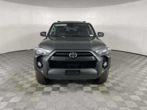 Used 2020 Toyota 4Runner SR5 Premium w/ Moonroof Package AWD/4WD image 27