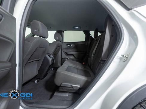 Used 2019 Chevrolet Blazer LT image 25