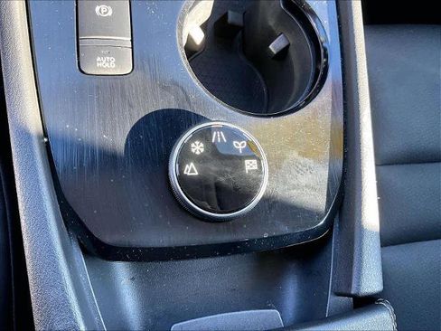 Certified 2023 Nissan Rogue SV w/ SV Premium Package image 27