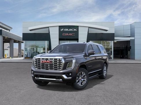 Used 2026 GMC Yukon Denali w/ Sun & Power Step Package AWD/4WD image 8