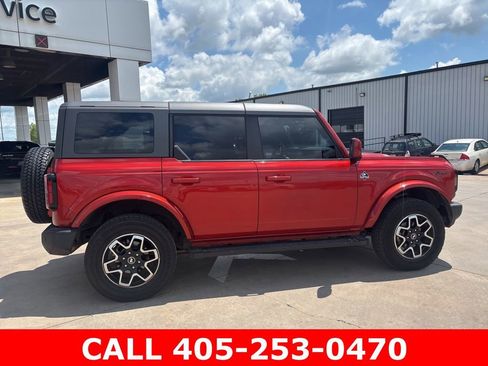 Used 2023 Ford Bronco Outer Banks AWD/4WD image 6