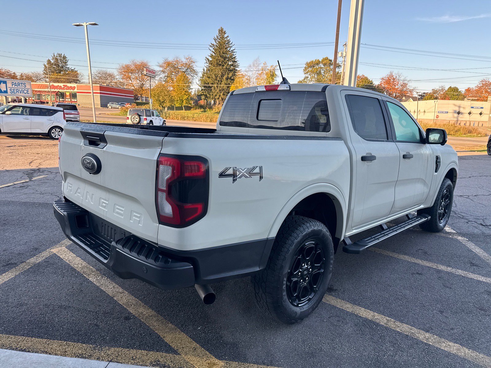 Used 2025 Ford Ranger XLT w/ Equipment Group 301A High AWD/4WD image 6