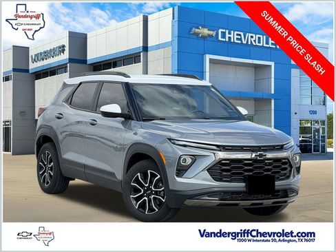Certified 2024 Chevrolet TrailBlazer ACTIV w/ Driver Confidence Package FWD image 1