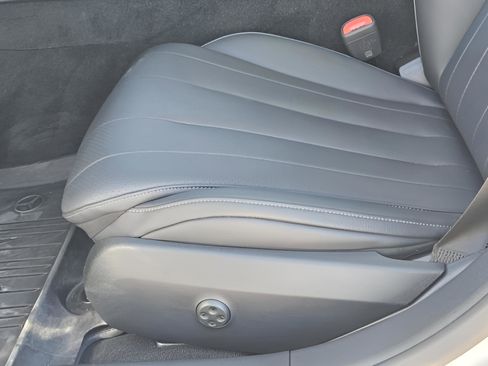 Certified 2025 Mercedes-Benz E 350 Sedan image 19