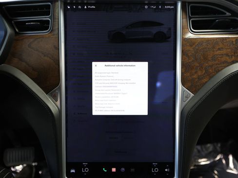Used 2017 Tesla Model X 90D AWD/4WD image 56