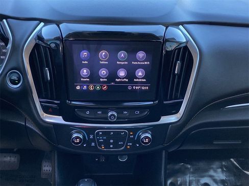 Used 2020 Chevrolet Traverse LT w/ LT Premium Package image 26