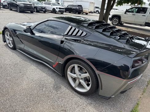 Used 2015 Chevrolet Corvette Stingray Coupe w/ 2LT Preferred Equipment Group RWD image 5