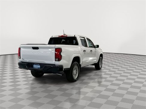 Used 2024 Chevrolet Colorado W/T image 10