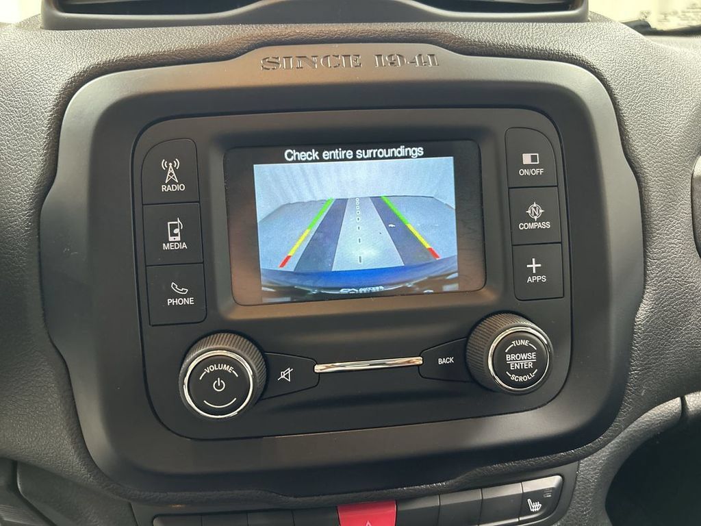 Used 2017 Jeep Renegade Altitude AWD/4WD image 15