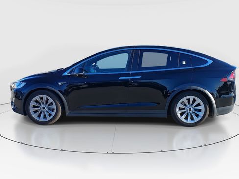 Used 2017 Tesla Model X 75D image 8