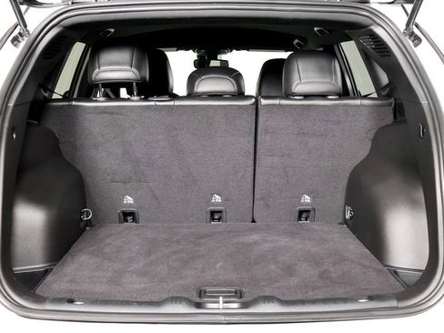 Used 2024 Jeep Compass Latitude w/ Convenience Group image 15