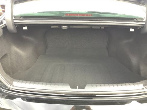 Used 2016 Hyundai Sonata Limited w/ Option Group 04 FWD image 11