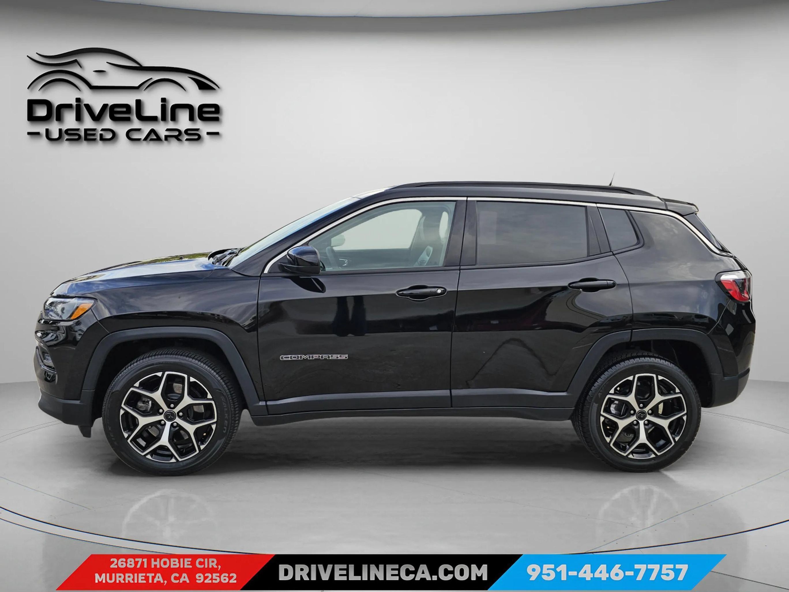 Used 2025 Jeep Compass Limited AWD/4WD image 9