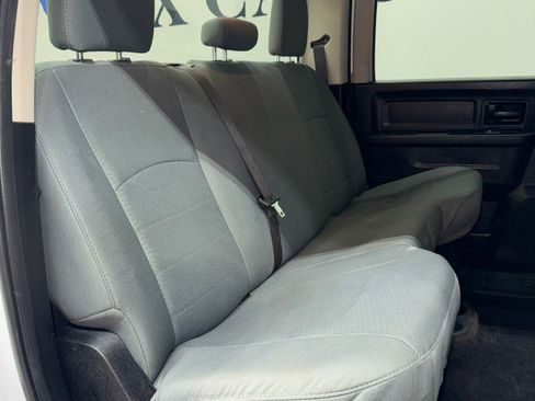 Used 2018 RAM 2500 Tradesman w/ Chrome Appearance Group image 26