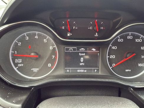 Used 2019 Chevrolet Cruze LT w/ Convenience Package image 16