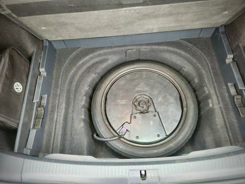 Used 2017 Volkswagen Golf Alltrack SE image 23