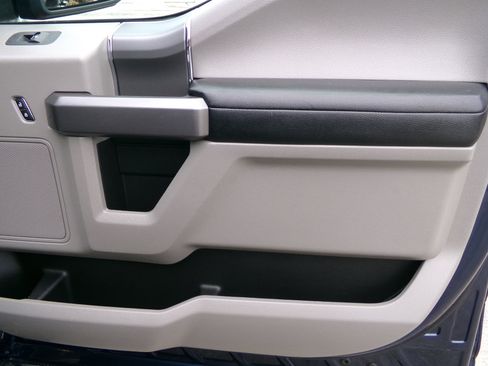 Used 2020 Ford F150 XLT w/ Equipment Group 302A Luxury image 21