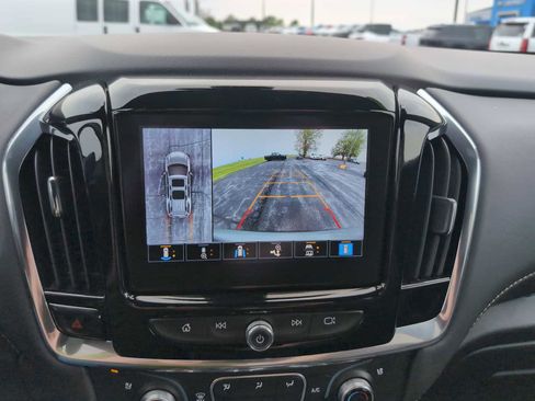 Used 2023 Chevrolet Traverse Premier w/ Redline Edition AWD/4WD image 15