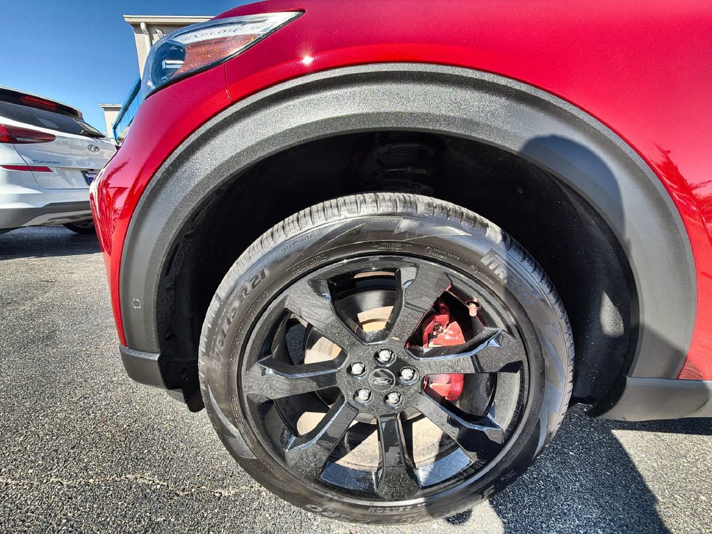 Used 2020 Ford Explorer ST w/ ST Street Pack AWD/4WD image 18