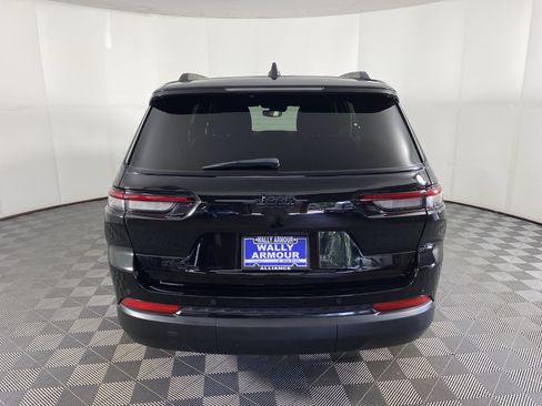 Used 2023 Jeep Grand Cherokee L Laredo AWD/4WD image 9