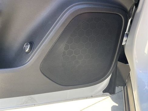 Used 2023 Chevrolet Blazer LT w/ LPO, Floor Liner Package FWD image 23