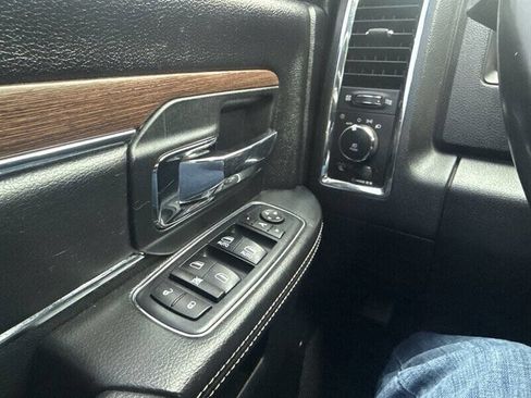 Used 2017 RAM 1500 Laramie w/ Convenience Group image 27