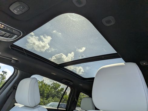 New 2026 Jeep Cherokee Overland AWD/4WD image 18
