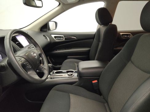 Used 2018 Nissan Pathfinder SV AWD/4WD image 17