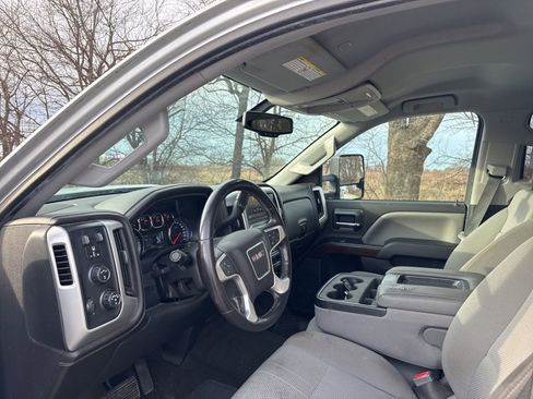 Used 2018 GMC Sierra 2500 SLE w/ HD SLE Preferred Plus Package image 6