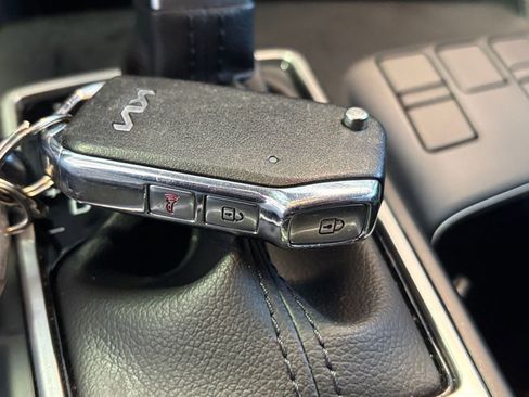 Used 2025 Kia Sportage LX image 27