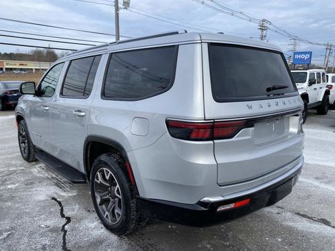 Used 2024 Jeep Wagoneer Series III image 8