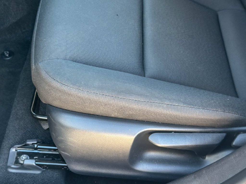 Used 2025 Toyota Corolla LE FWD image 15