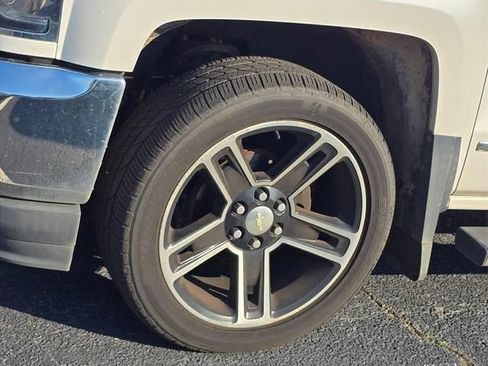 Used 2017 Chevrolet Silverado 1500 LTZ AWD/4WD image 15