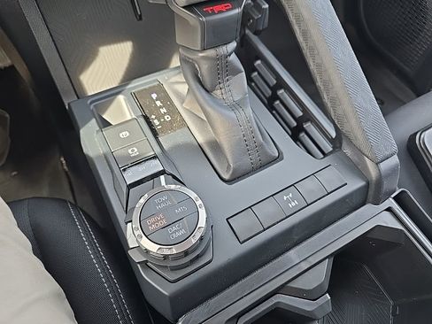 Used 2026 Toyota Tacoma TRD Off-Road image 18